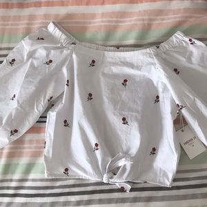Off the shoulder forever 21 girls shirt